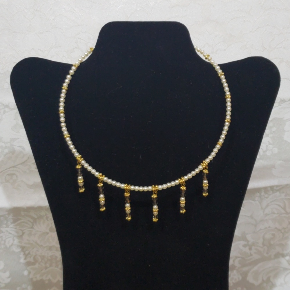 Beaded pearl wrap choker necklace, elegance at an